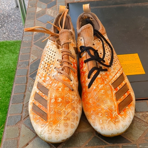 Cleats - Picture 2 of 3